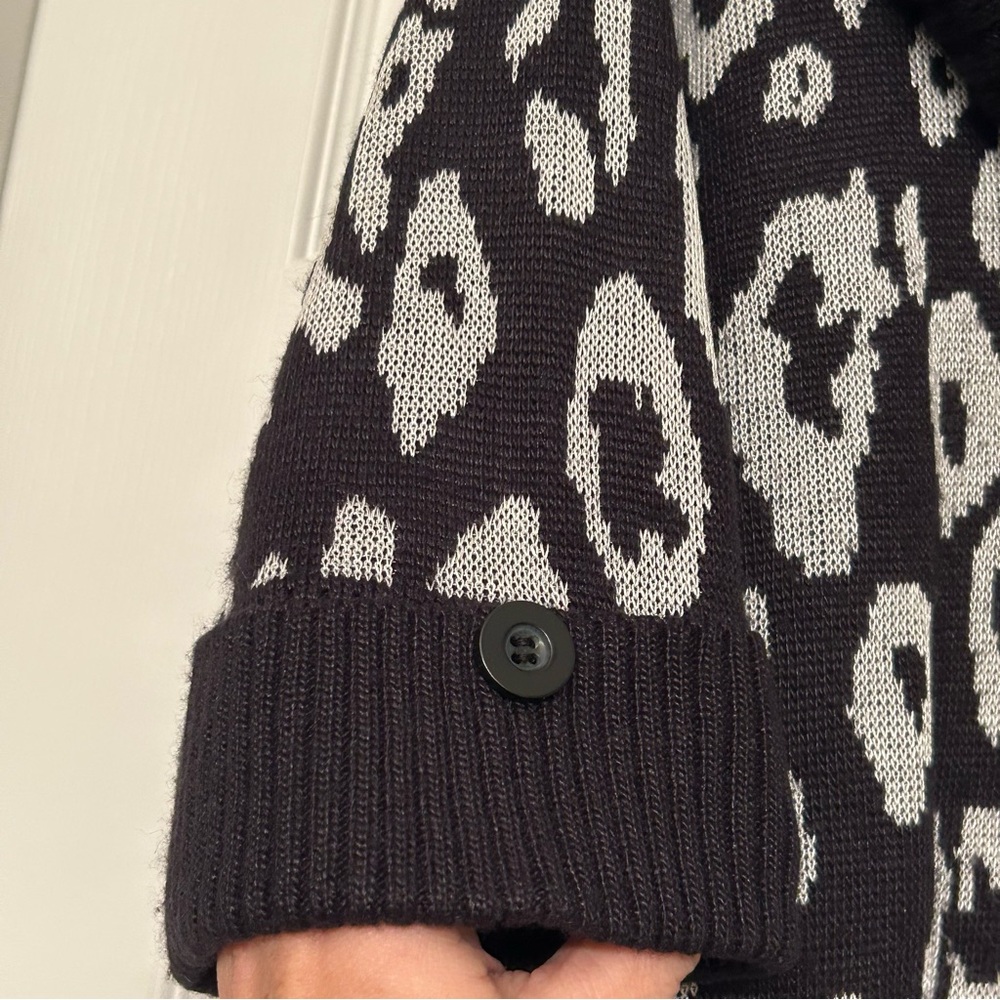 Ruby Rd Black And Gray Leopard Print Sweater Size… - image 5